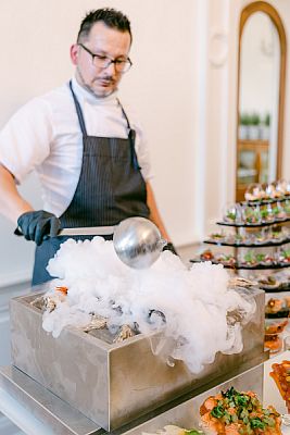 Zámek Dobřenice Zámecký areál