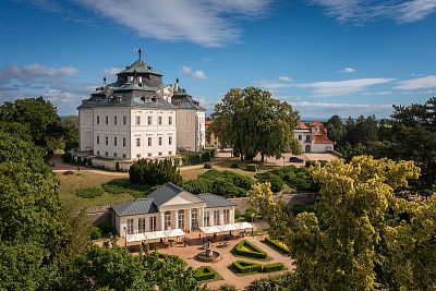Zámek Karlova Koruna Mramorový sál