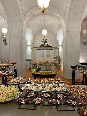 Zámek Karlova Koruna Zámecká Jízdárna